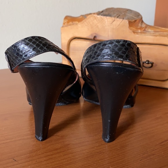 Louis Vuitton Sling Back Sandals - Picture 3 of 8